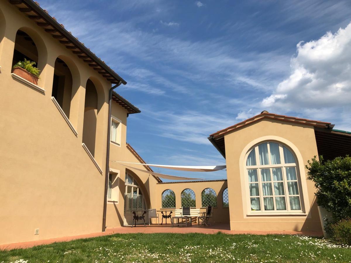 Resort Casale Le Torri Понсако Екстериор снимка