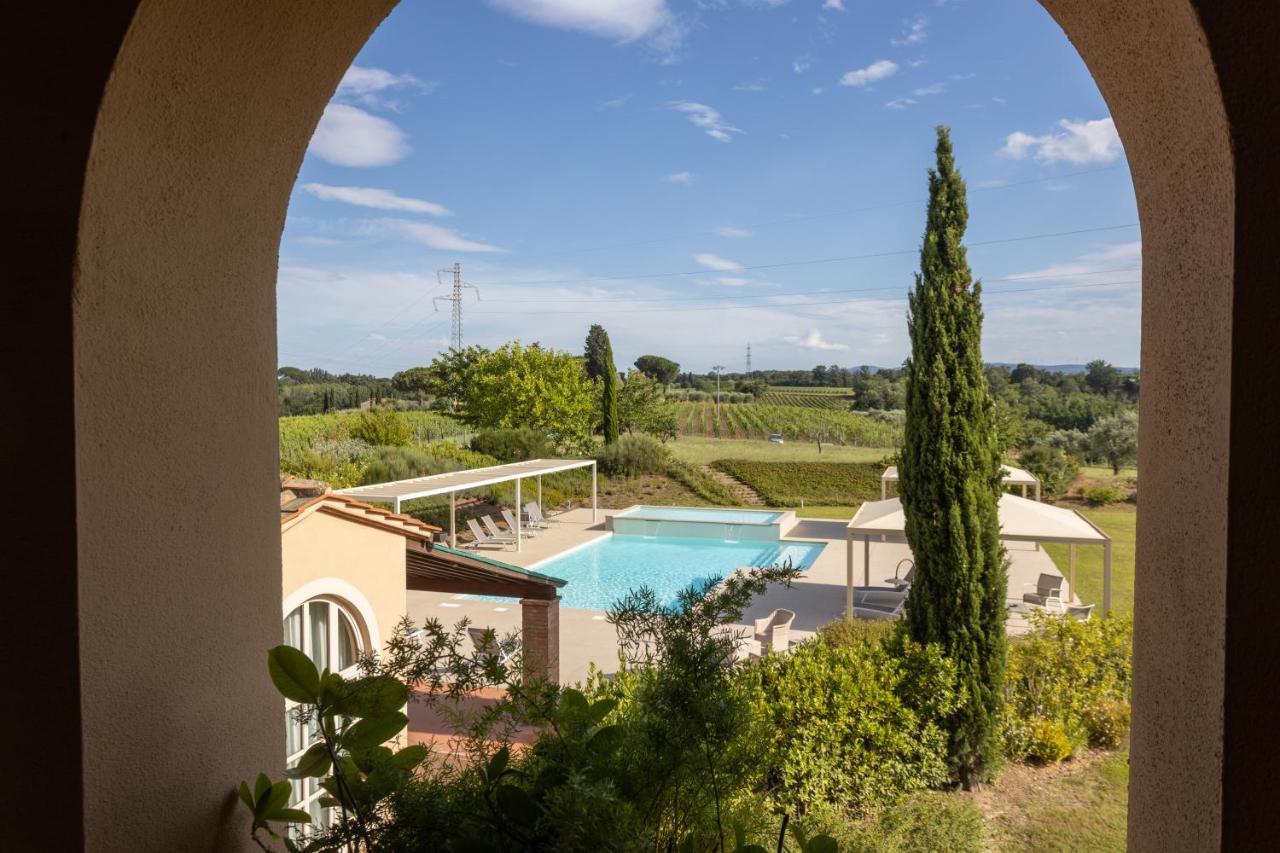 Resort Casale Le Torri Понсако Екстериор снимка
