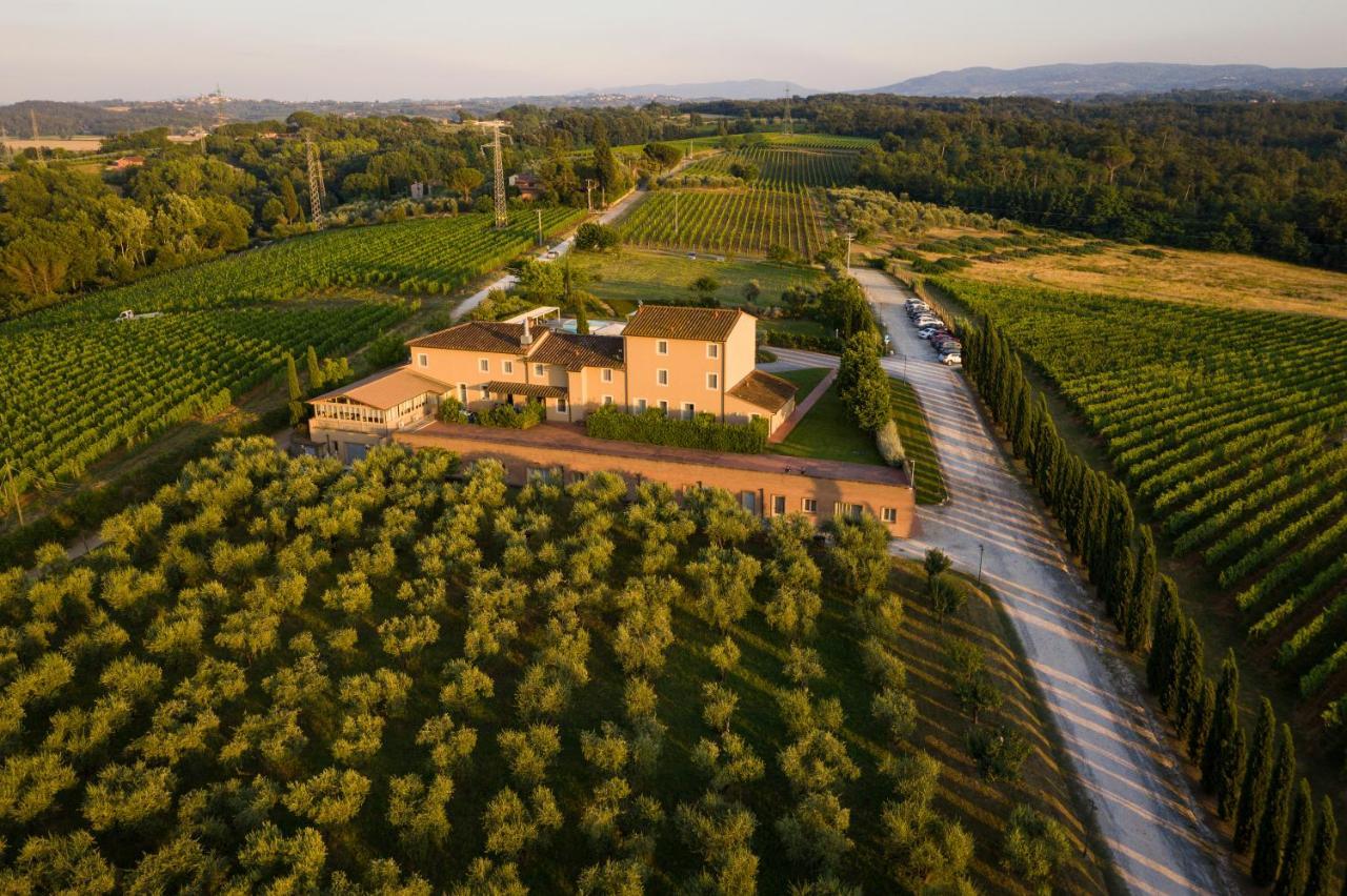 Resort Casale Le Torri Понсако Екстериор снимка