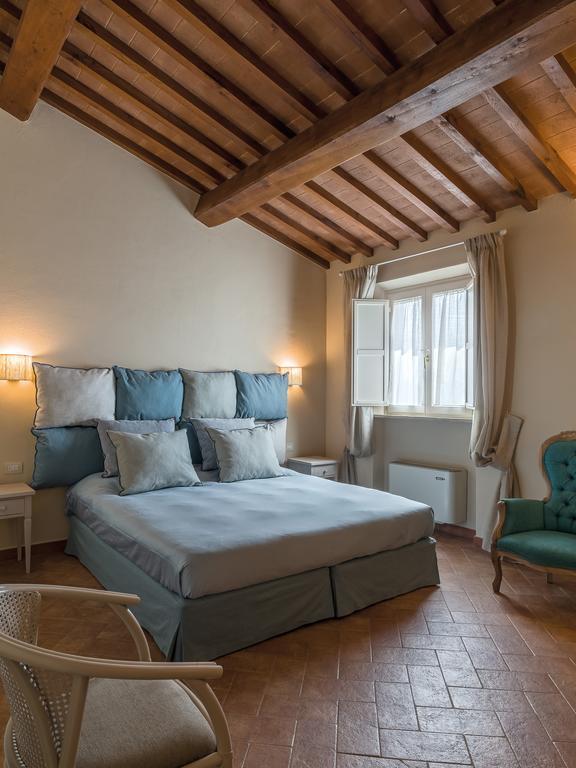 Resort Casale Le Torri Понсако Екстериор снимка