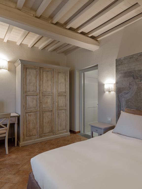 Resort Casale Le Torri Понсако Екстериор снимка