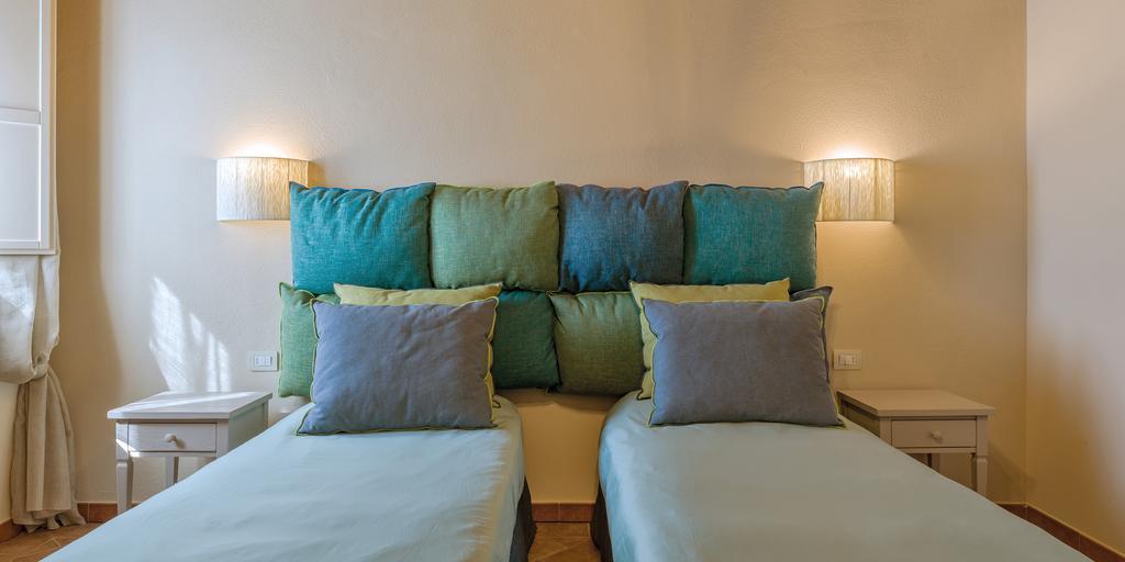 Resort Casale Le Torri Понсако Екстериор снимка
